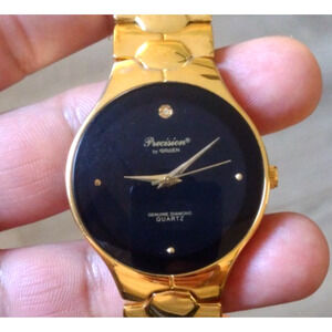 PRECISION BY GRUEN DIAMOND QUARTZ Gold-Tone Wrisht Vintage Watch